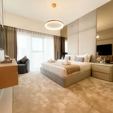Prestigious Burj Royale Luxury Apartments Downtown Dubai Exterior photo