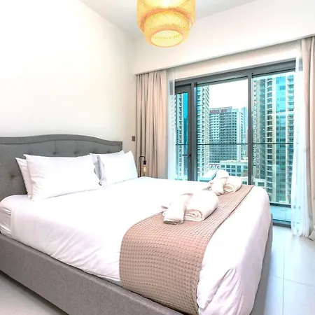 Prestigious Burj Royale Luxury Apartments Downtown Dubai Exterior photo
