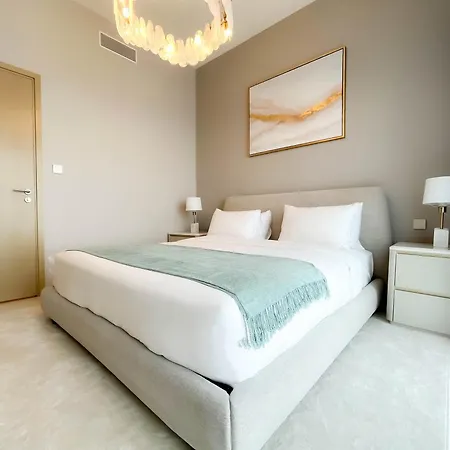 Prestigious Burj Royale Luxury Apartments Downtown Dubai Exterior photo