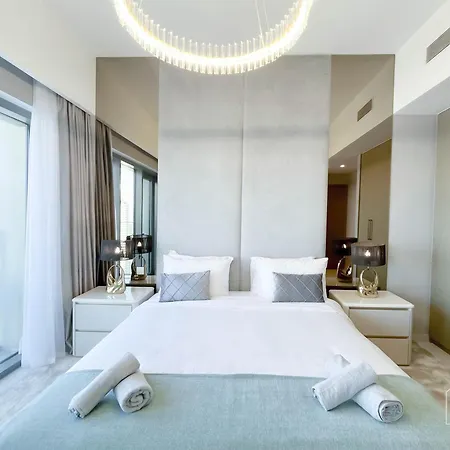 Prestigious Burj Royale Luxury Apartments Downtown Dubai Exterior photo