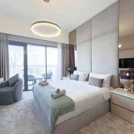 Prestigious Burj Royale Luxury Apartments Downtown Dubai Exterior photo