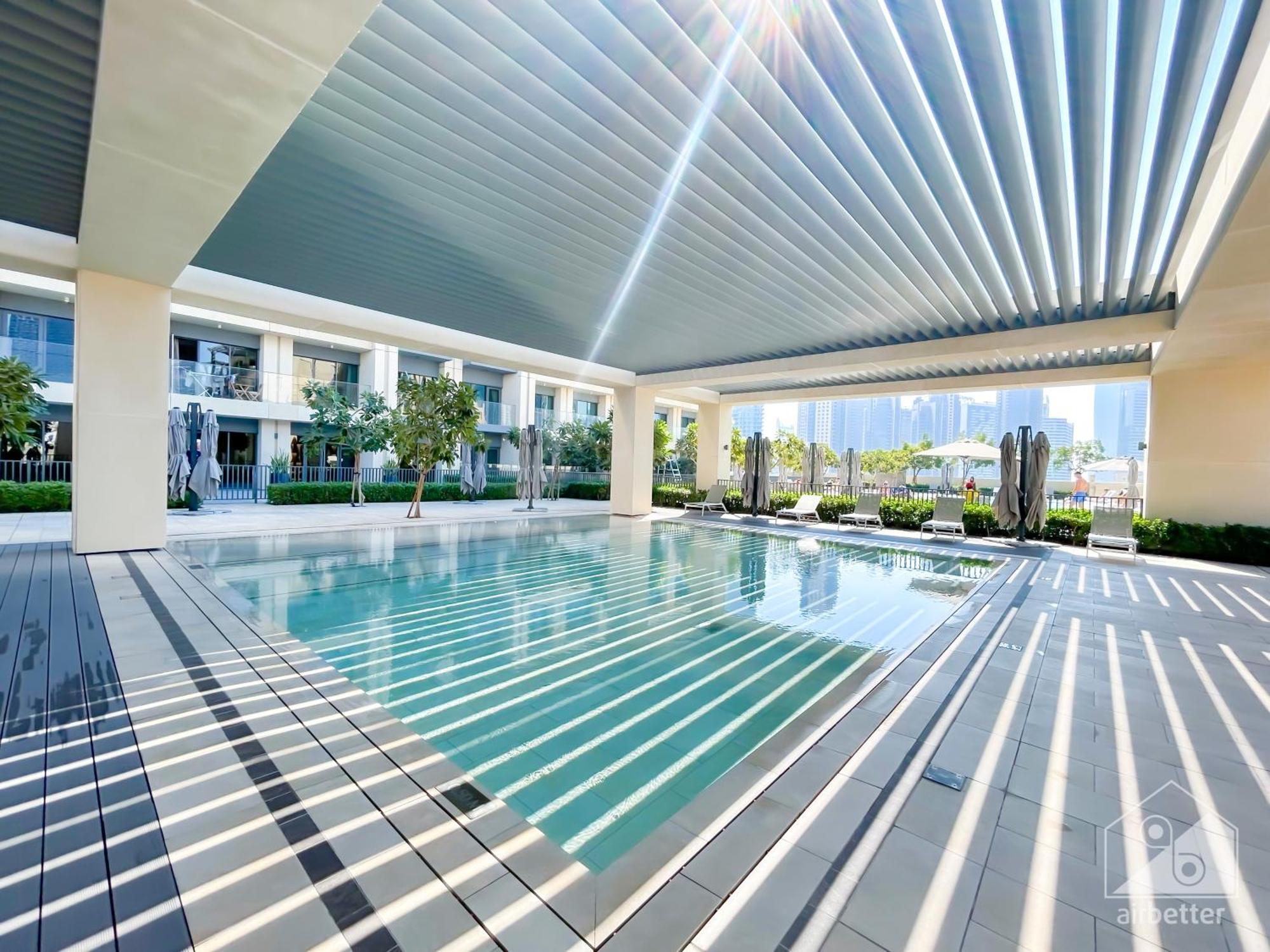 Prestigious Burj Royale Luxury Downtown Dubai
