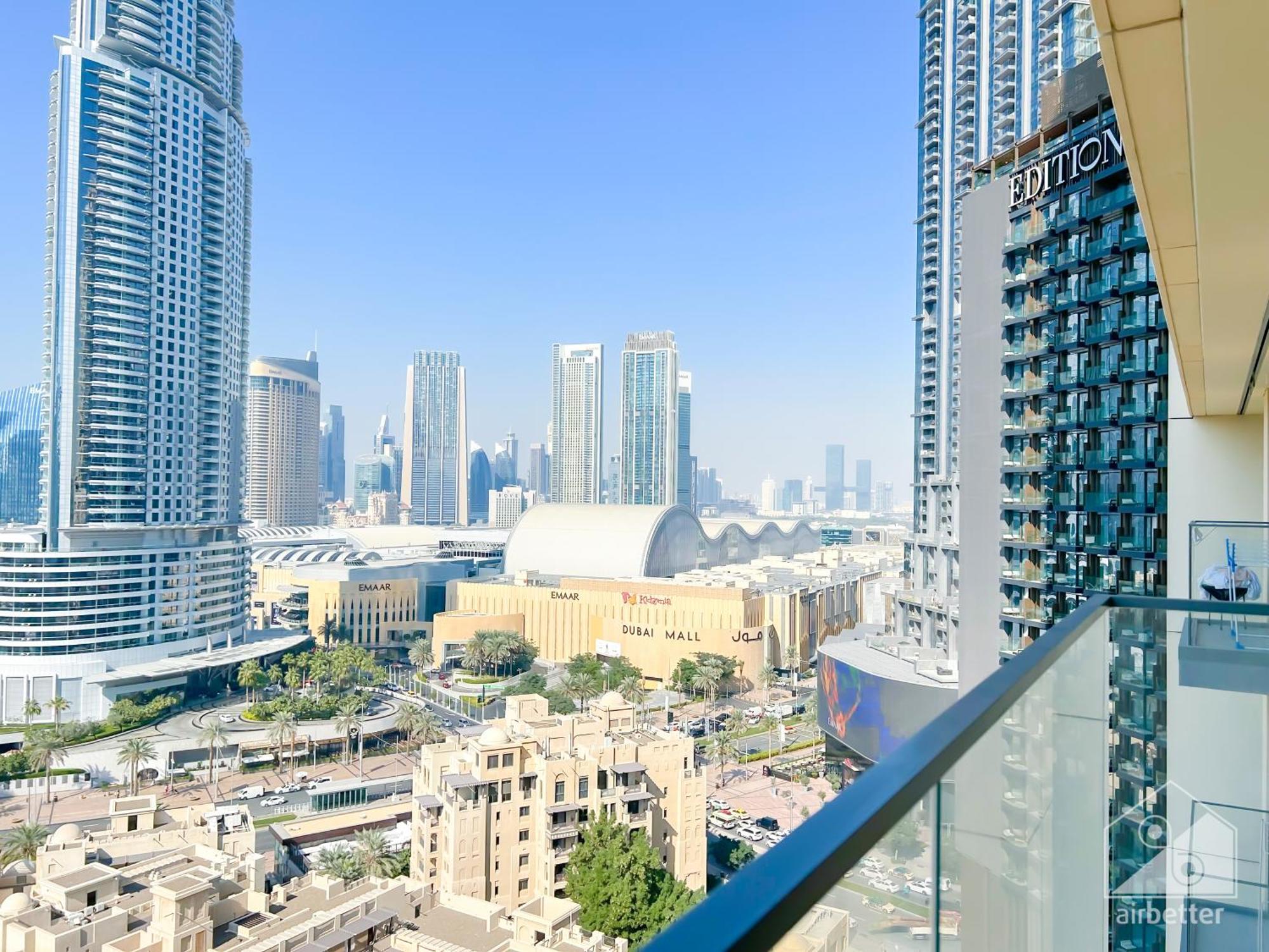 Prestigious Burj Royale Luxury Downtown Dubai
