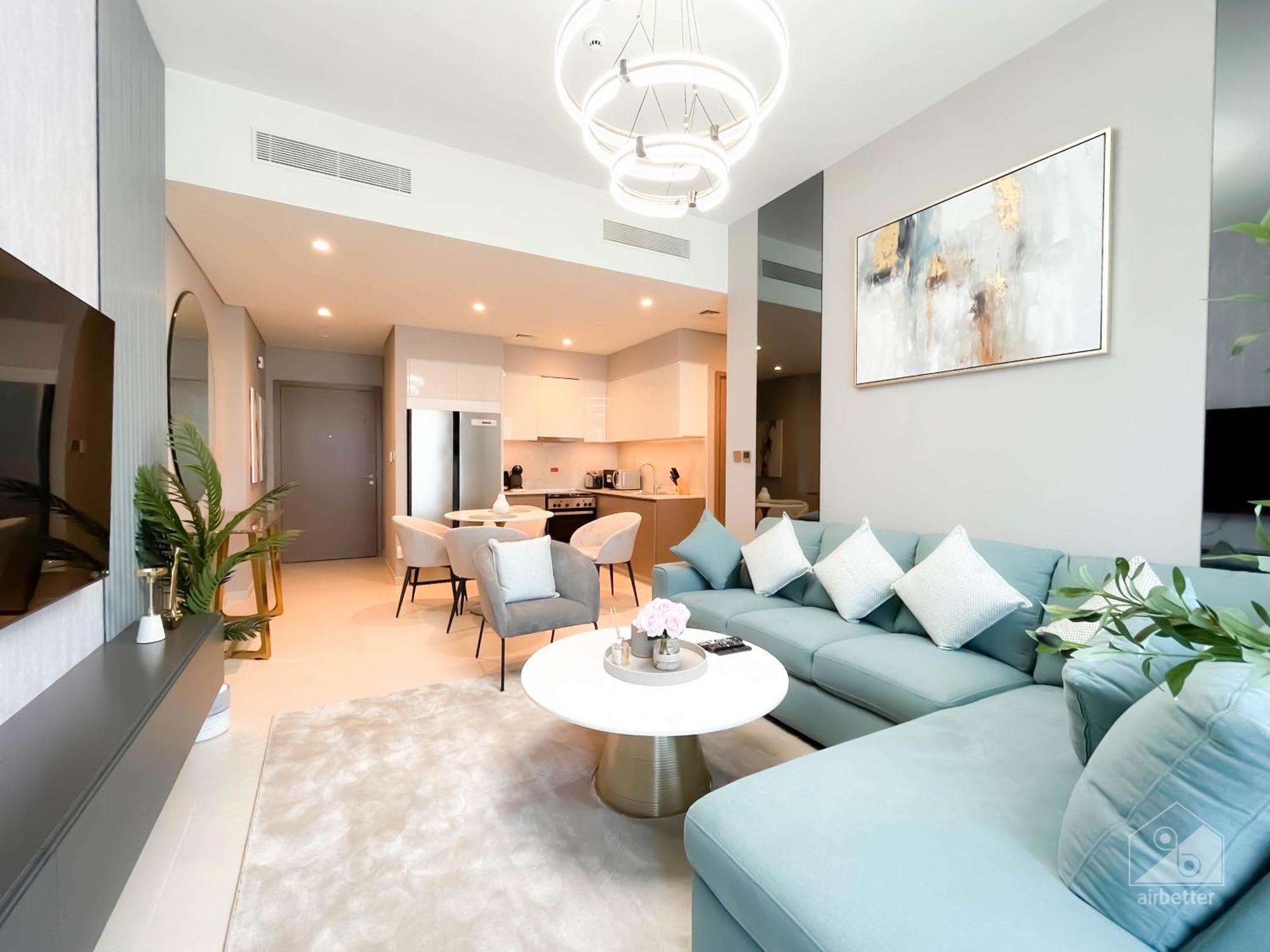 Prestigious Burj Royale Luxury Downtown *