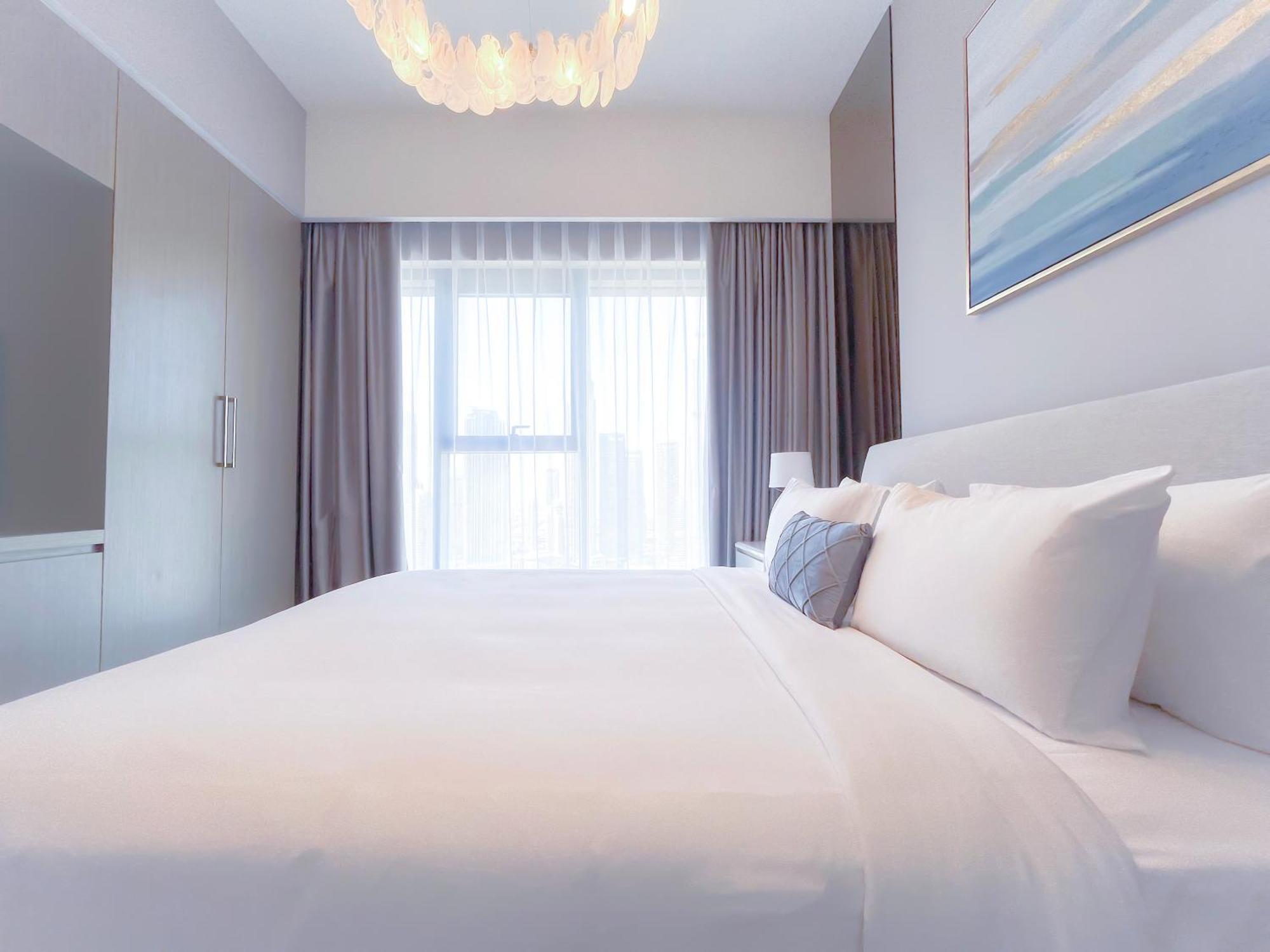 Prestigious Burj Royale Luxury Downtown