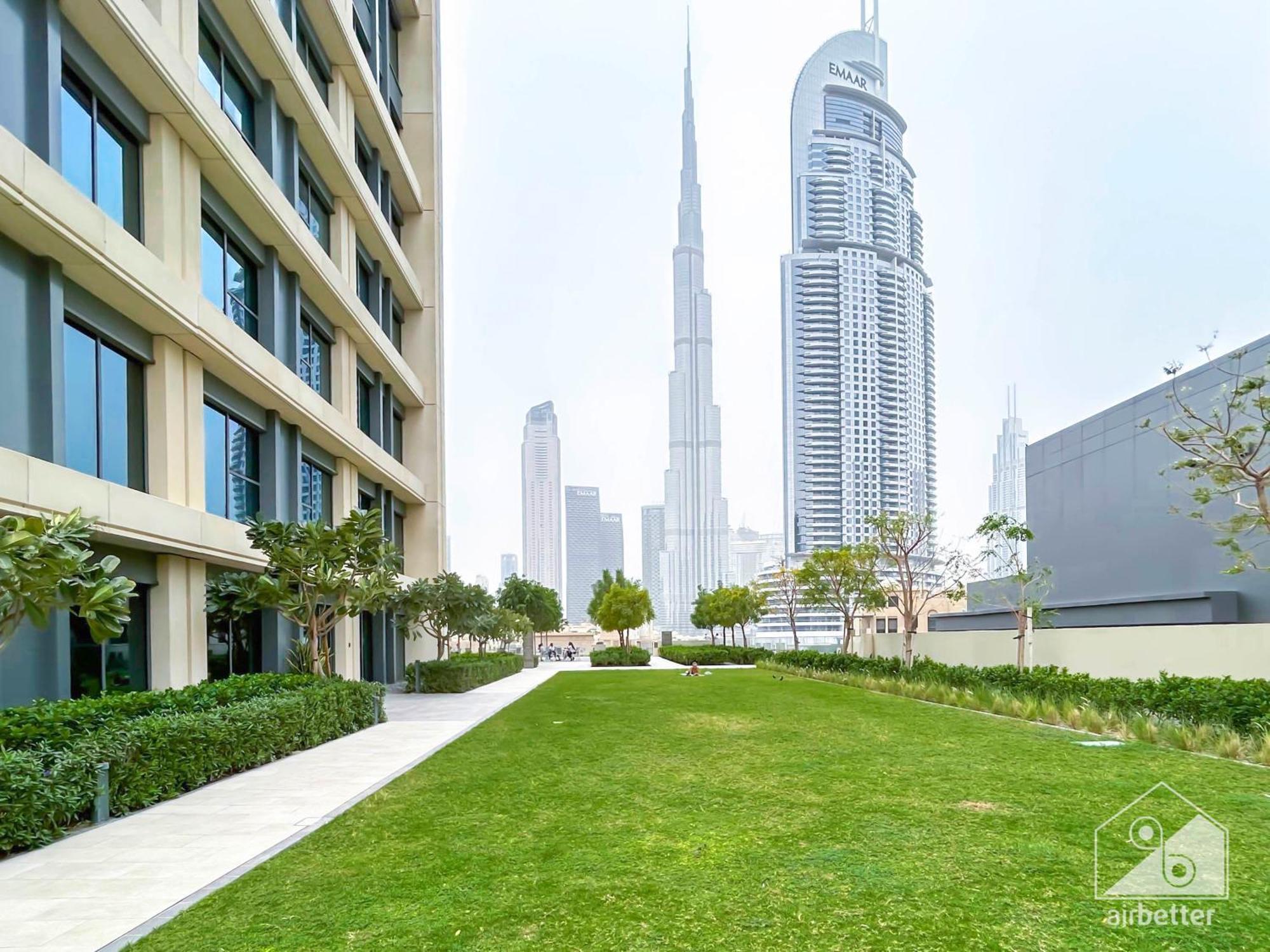 Prestigious Burj Royale Luxury Downtown Dubai