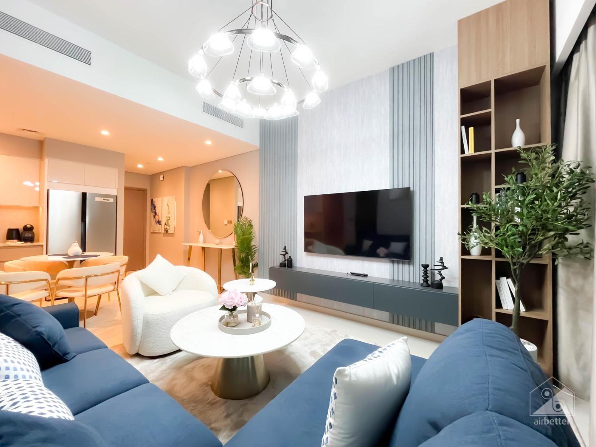 Prestigious Burj Royale Luxury Downtown Apartment